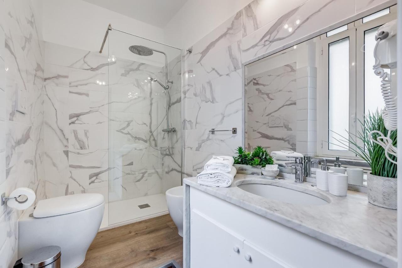 Living Rome Repubblica Apartment Bagian luar foto