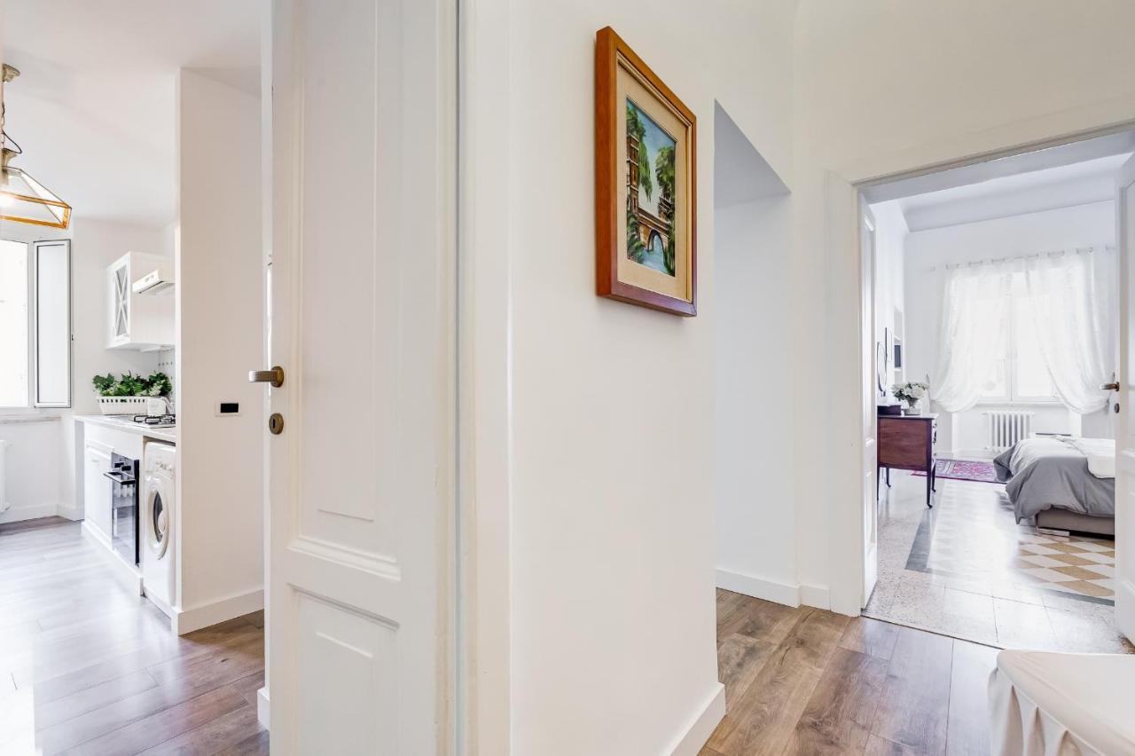 Living Rome Repubblica Apartment Bagian luar foto