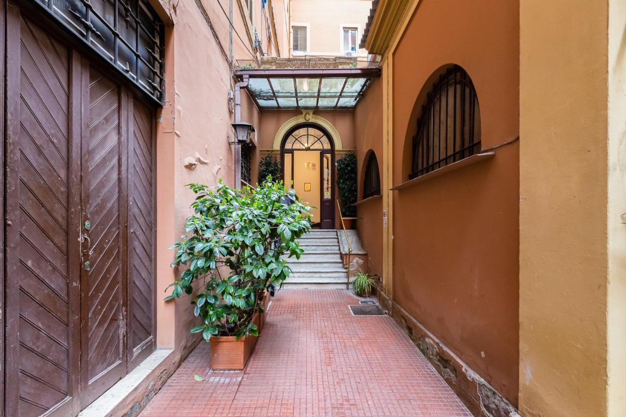 Living Rome Repubblica Apartment Bagian luar foto